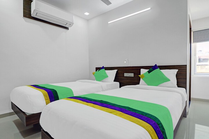 Room 15 of 31