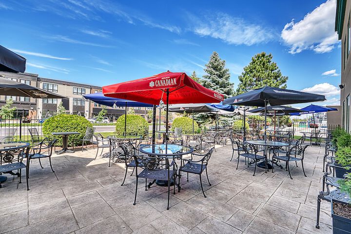 Dining Photos