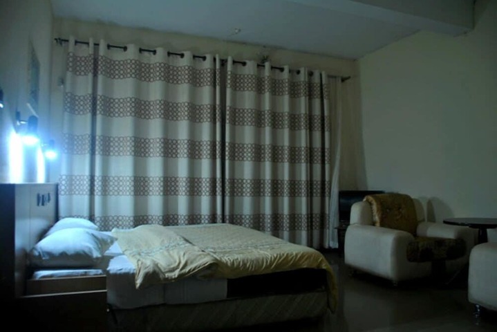 Room 19 of 25