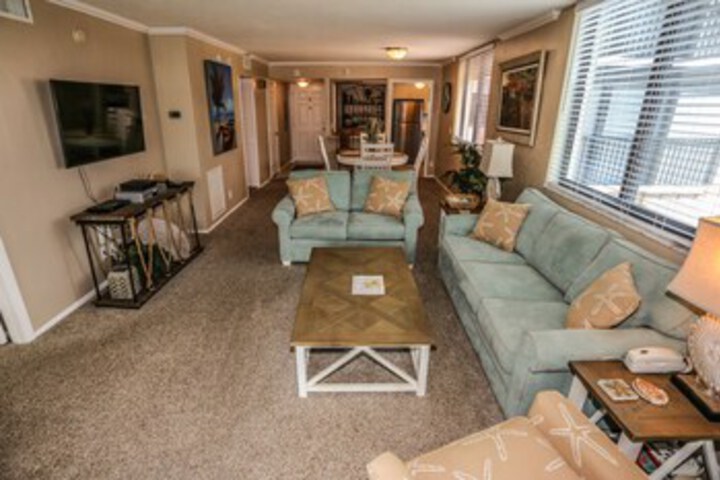 Room 13 of 26