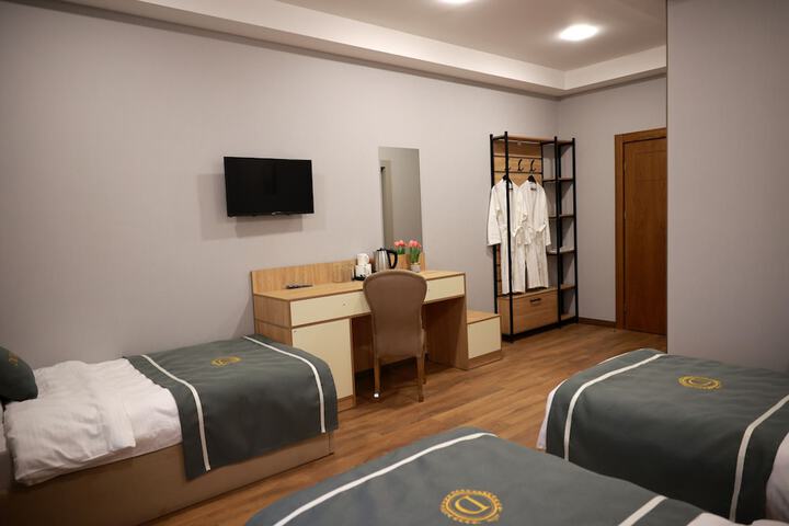 Room 31 of 42