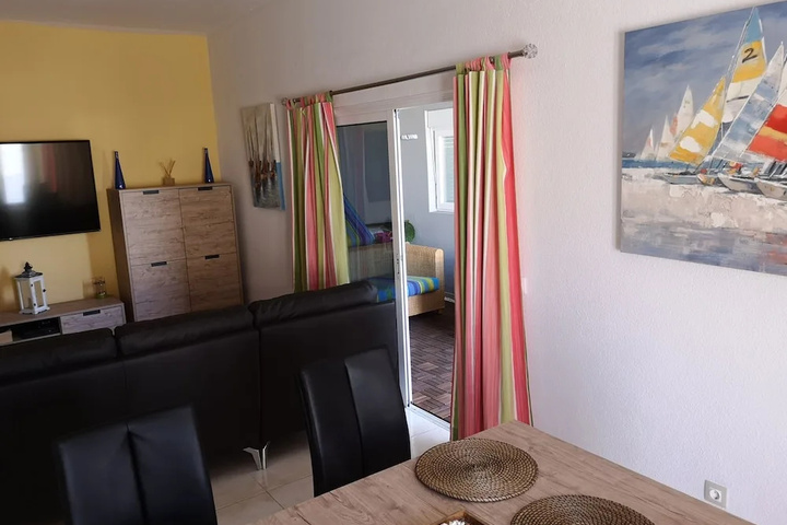 Room 5 of 20