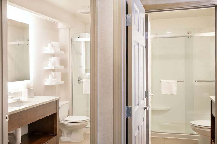 Bathroom shower