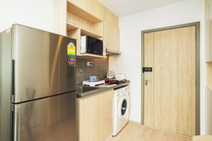 Room 10 of 10