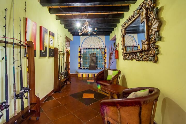 Guest Lobby