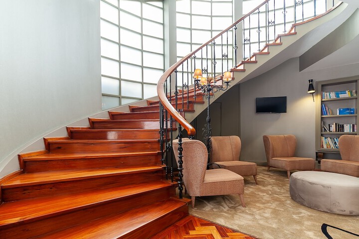 Lobby Entry