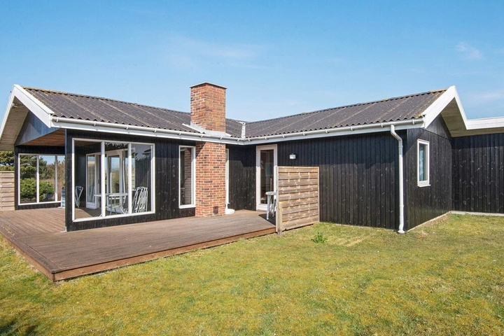 Enticing Holiday Home in Fanø near Sea