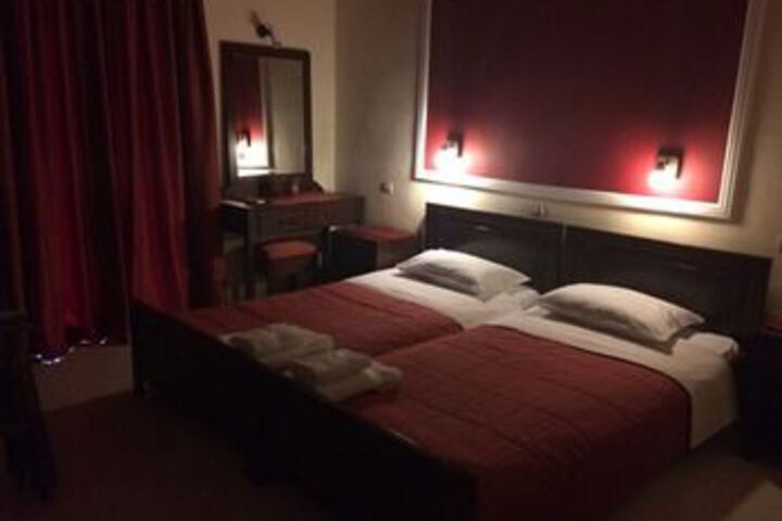 Room 7 of 20