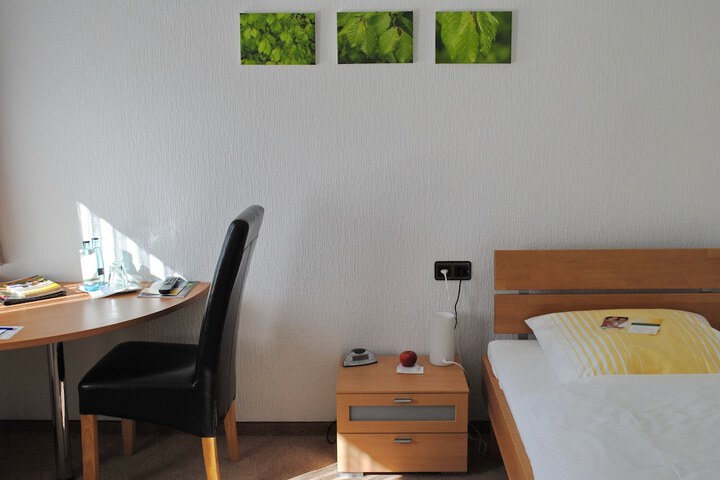 Room 3 of 63