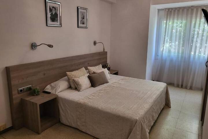 Room 18 of 37