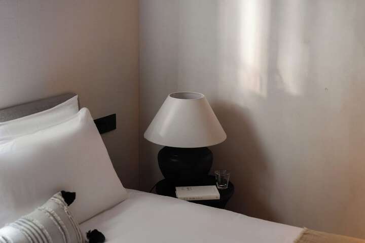 Room 60 of 100