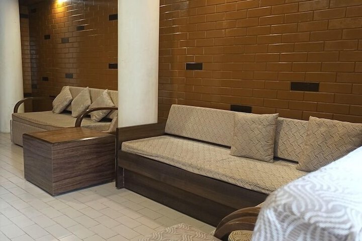 Hotel Interior 10 of 36
