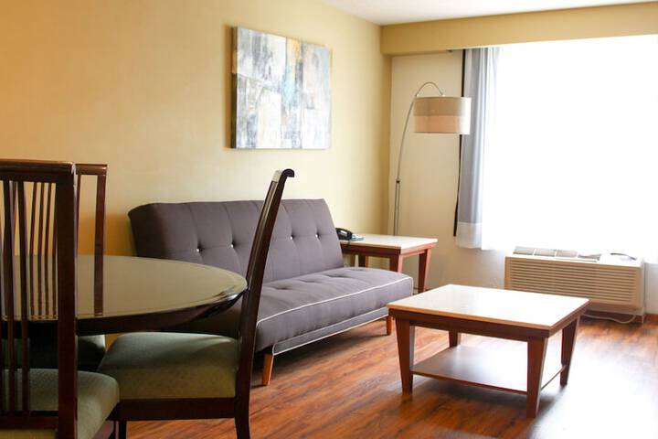 Room 19 of 86