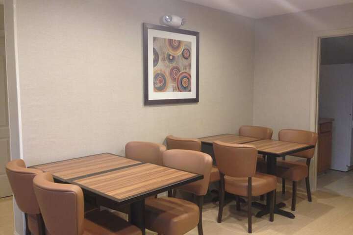 Breakfast area