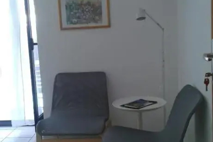 Room 2 of 5