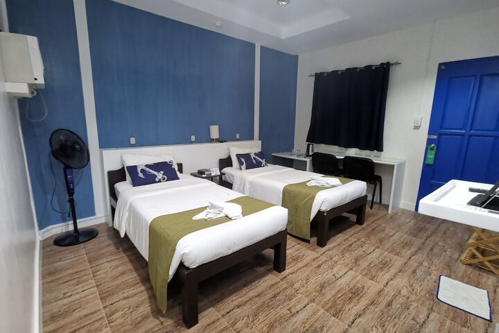 Room 15 of 125