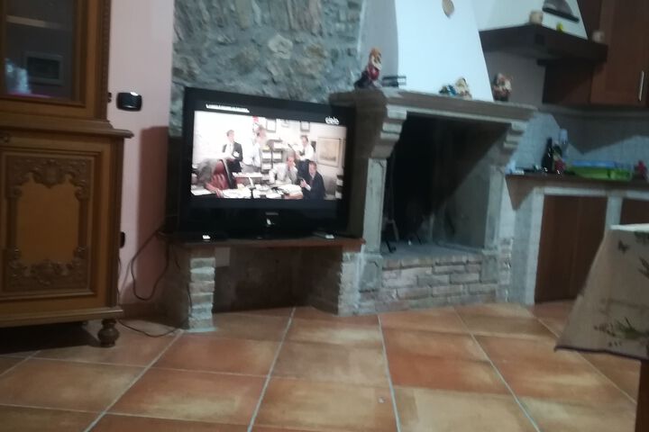 Room 9 of 11