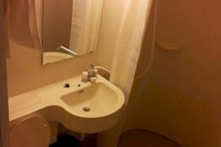 Room 3 of 14