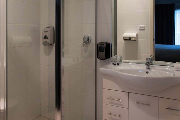 Room 15 of 20