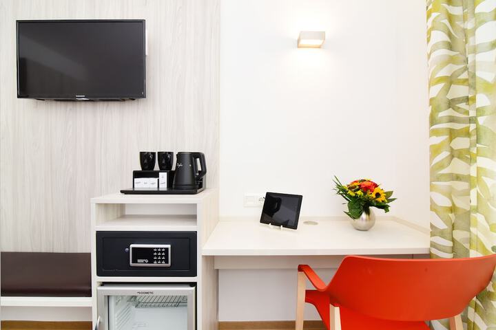 Room 5 of 51