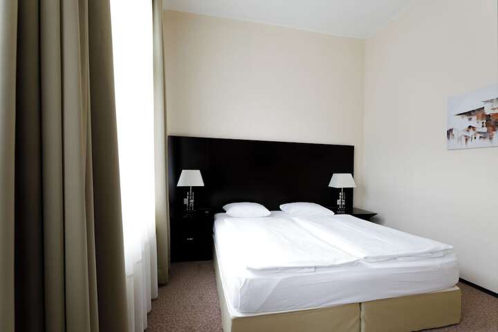 Room 18 of 40