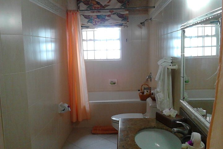 Room 22 of 64
