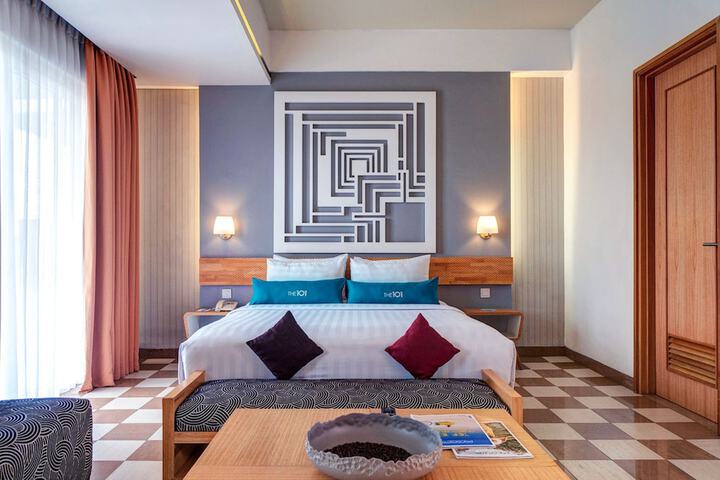Room 15 of 79