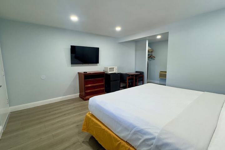 Room 29 of 60