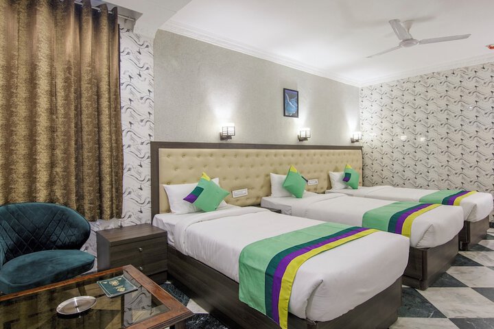 Room 15 of 29