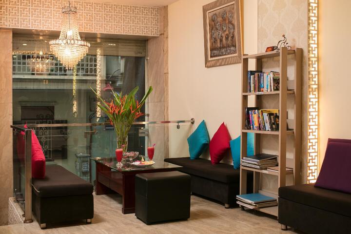 Guest Lobby