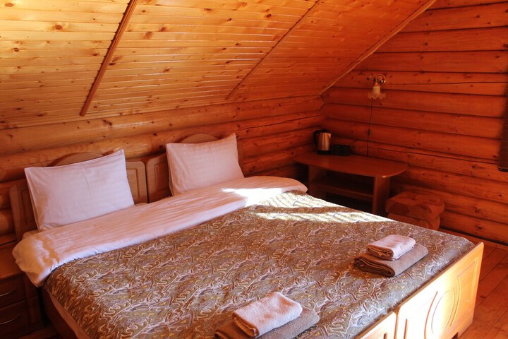 Room 3 of 21