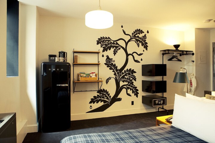 Room 34 of 99
