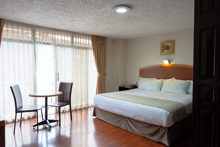 Room 18 of 62
