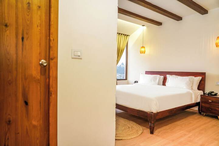 Room 12 of 90