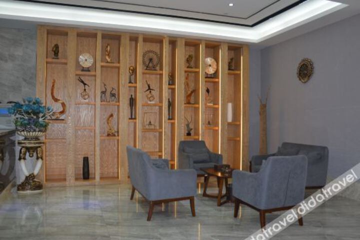Hotel Interior 8 of 16