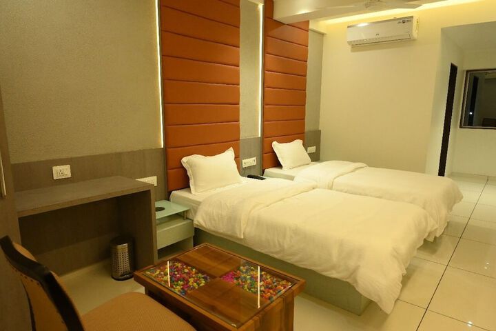 Room 11 of 46