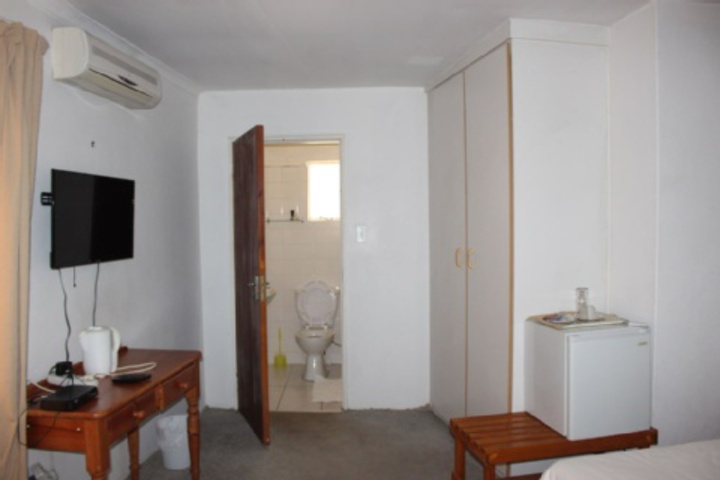 Room 156 of 288