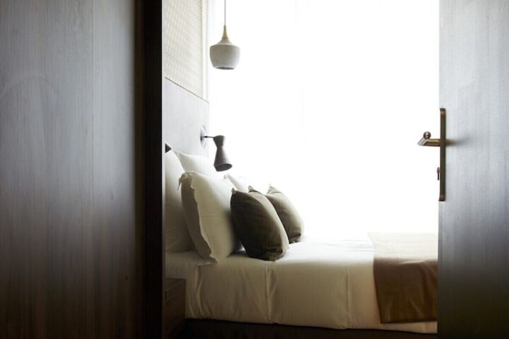 Room 30 of 46