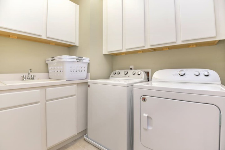 Laundry 17 of 26