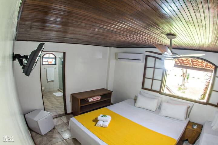 Room 14 of 38