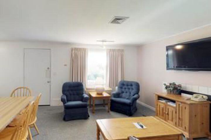 Room 138 of 171