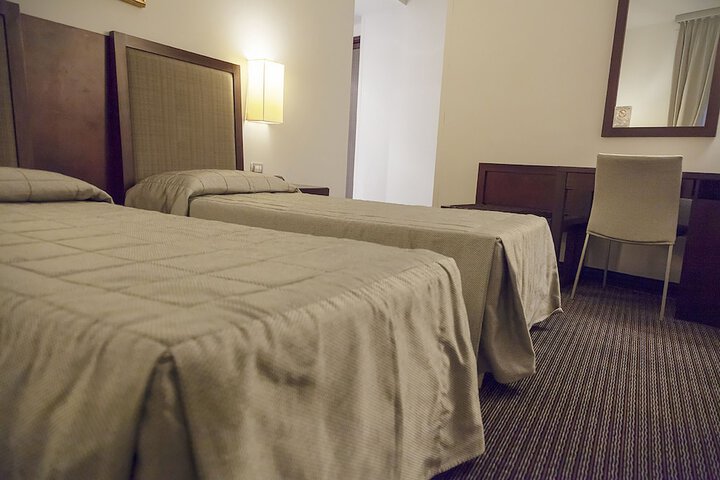 Room 8 of 45