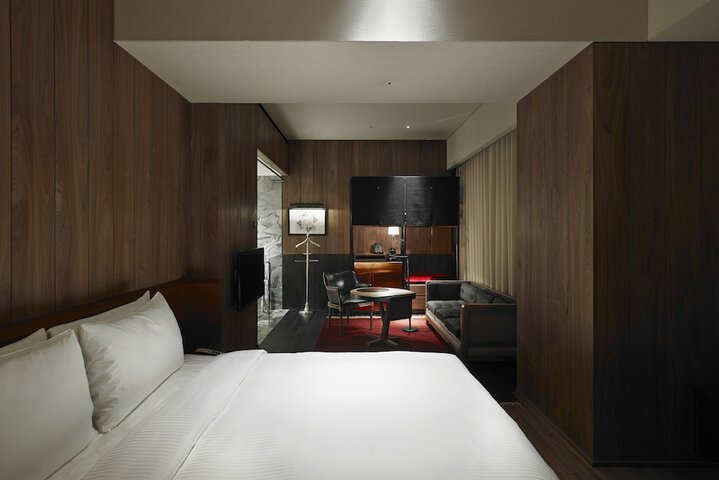 Room 7 of 70