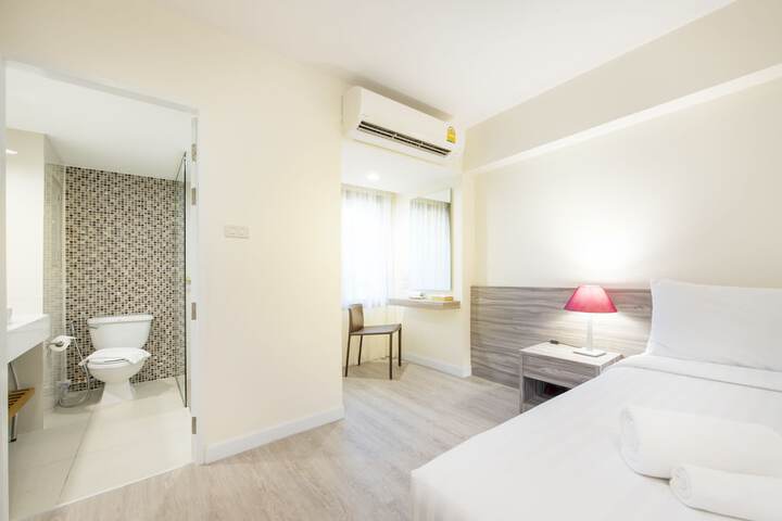 Room 14 of 59