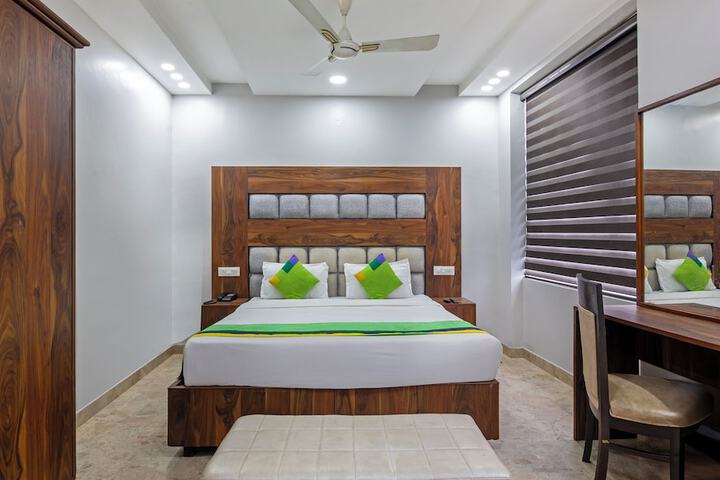 Room 20 of 54