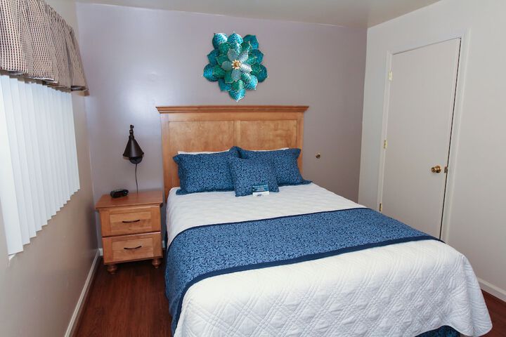 Room 7 of 72