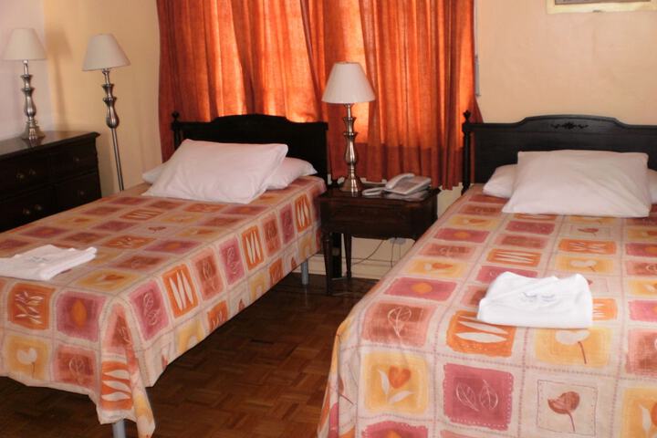 Room 4 of 86