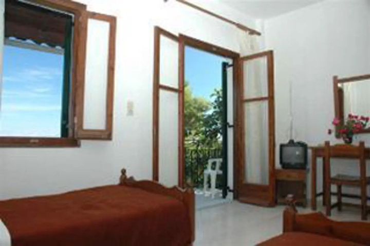 Room 3 of 6