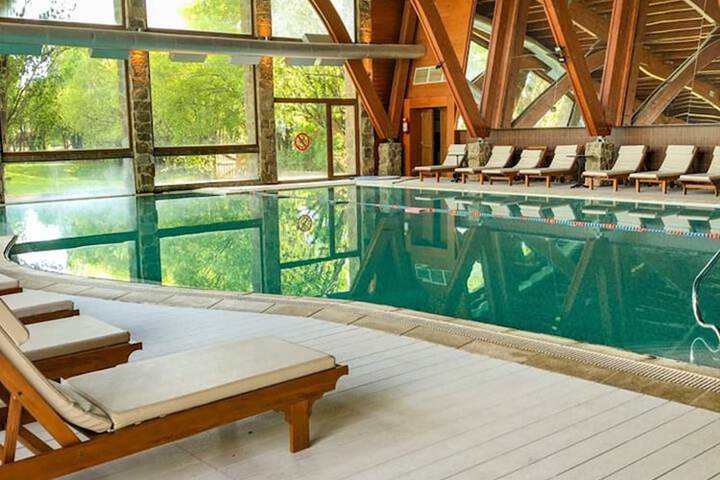 Pools & Facilities