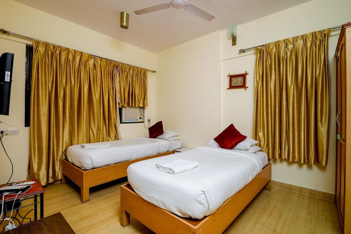 Room 14 of 60